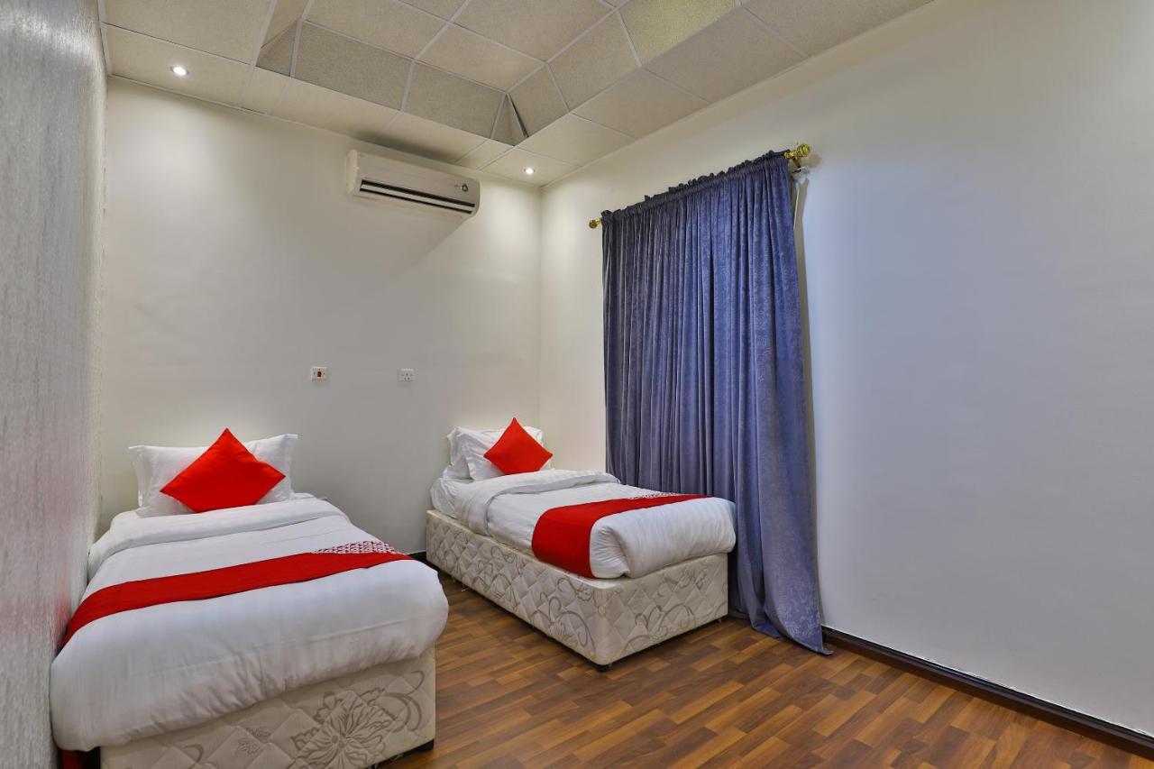 Oyo 288 Diafati Residential Units Hotel Nadinah Exterior foto