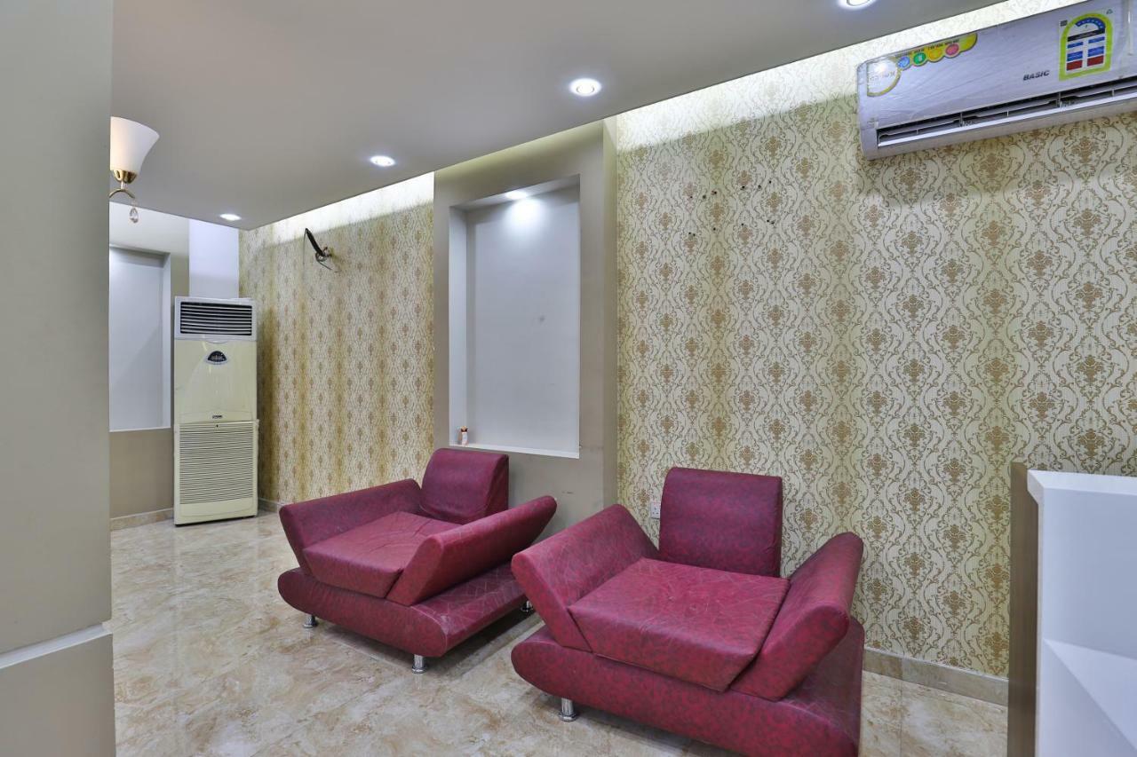 Oyo 288 Diafati Residential Units Hotel Nadinah Exterior foto
